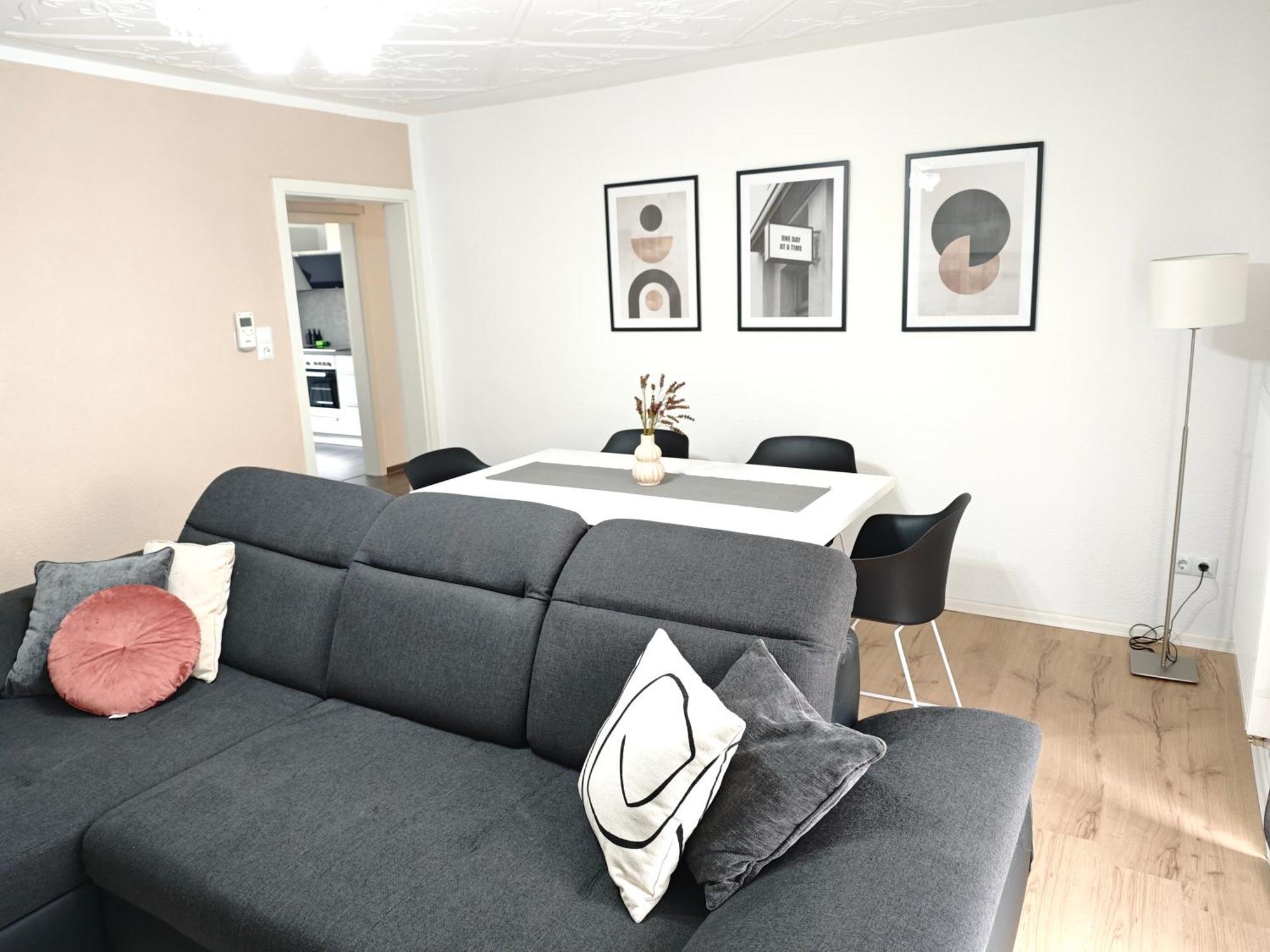 Fh-Naehe: Modernes Apt Mit Balkon Hof  Exterior foto
